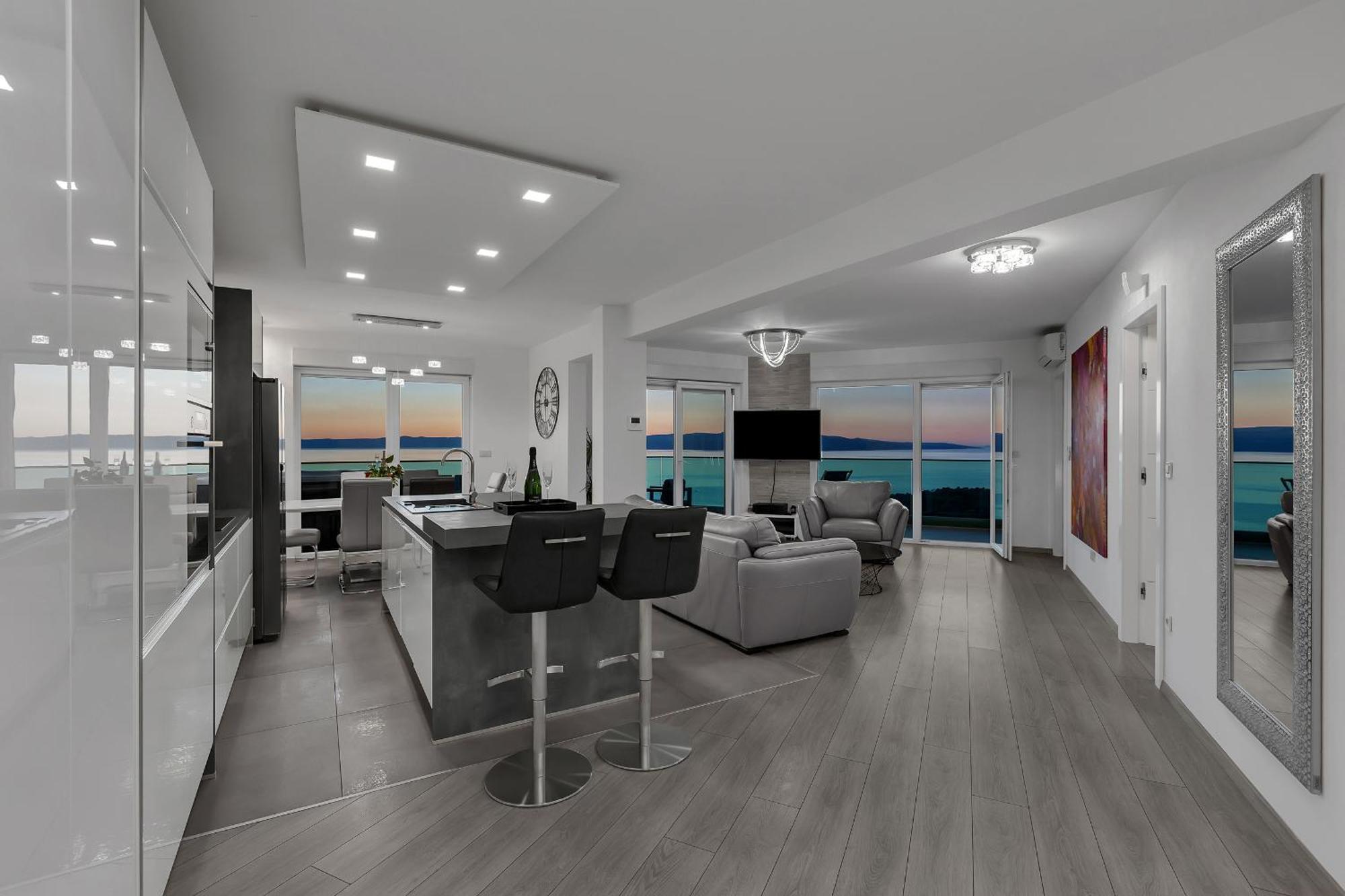 Exclusive Penthouse Big Blue With Private Jacuzzi Apartment Makarska Ngoại thất bức ảnh