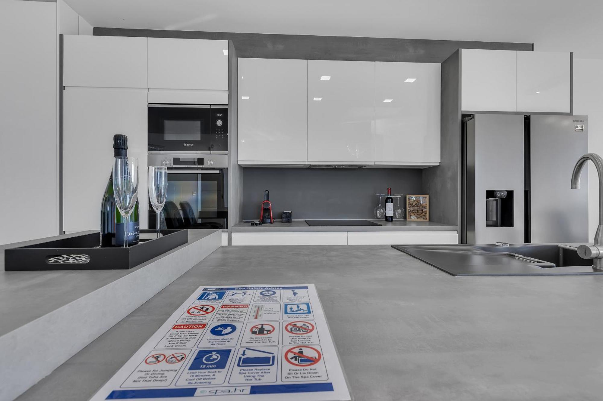 Exclusive Penthouse Big Blue With Private Jacuzzi Apartment Makarska Ngoại thất bức ảnh